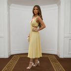 Sanne | Elegant Pleated Midi Dress